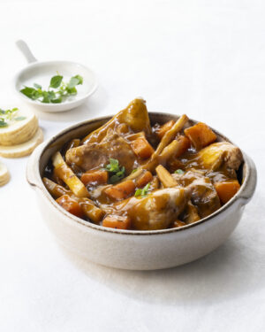 Stoofpotje kalkoen met butternut & pastinaak in sinaassaus - 350g